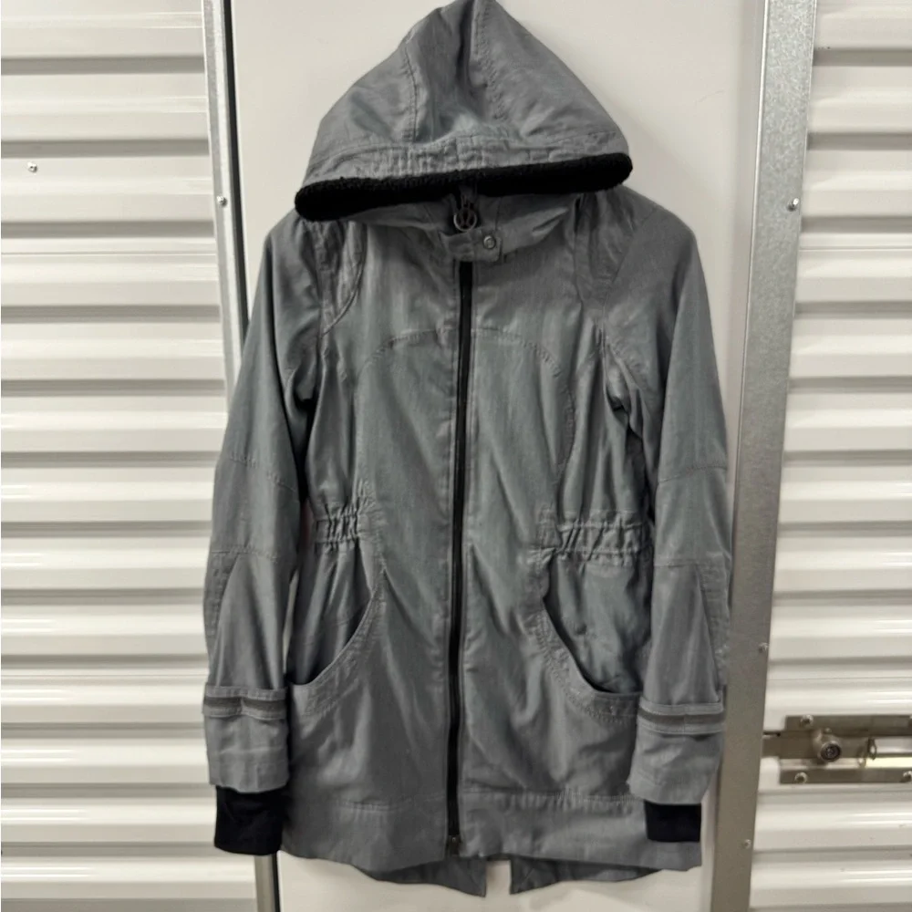 Lululemon Jacket Womens‎ 4 Gray Apres Run Anorak Full Zip Hood Outdoor Running